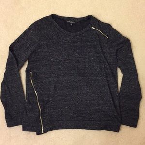 ‼️3 for $20 Green Envelope Black Crew Sweater